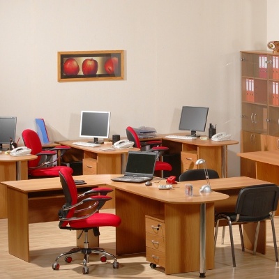 Универсальная мебель для кабинета и переговорной
